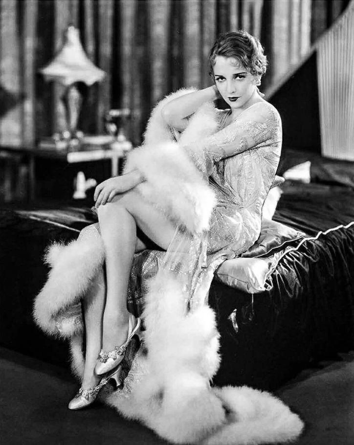 Bebe Daniels

